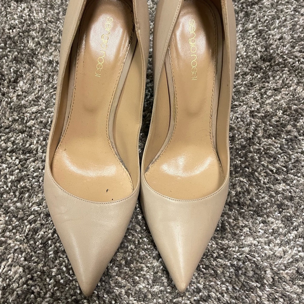 Sergio Rossi nude pumps
